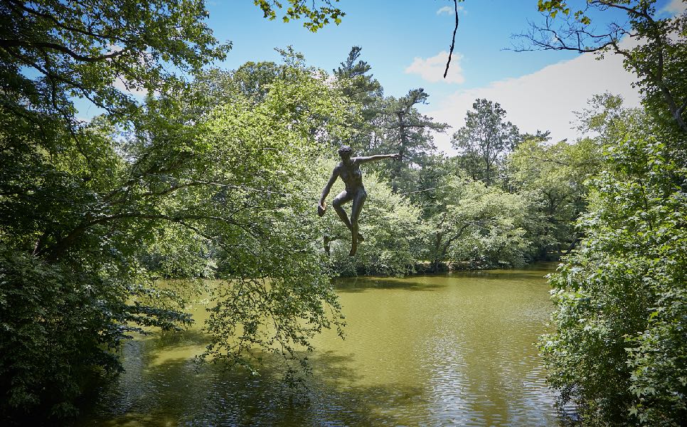With Discus by Jerzy Kędziora at Old Westbury Gardens