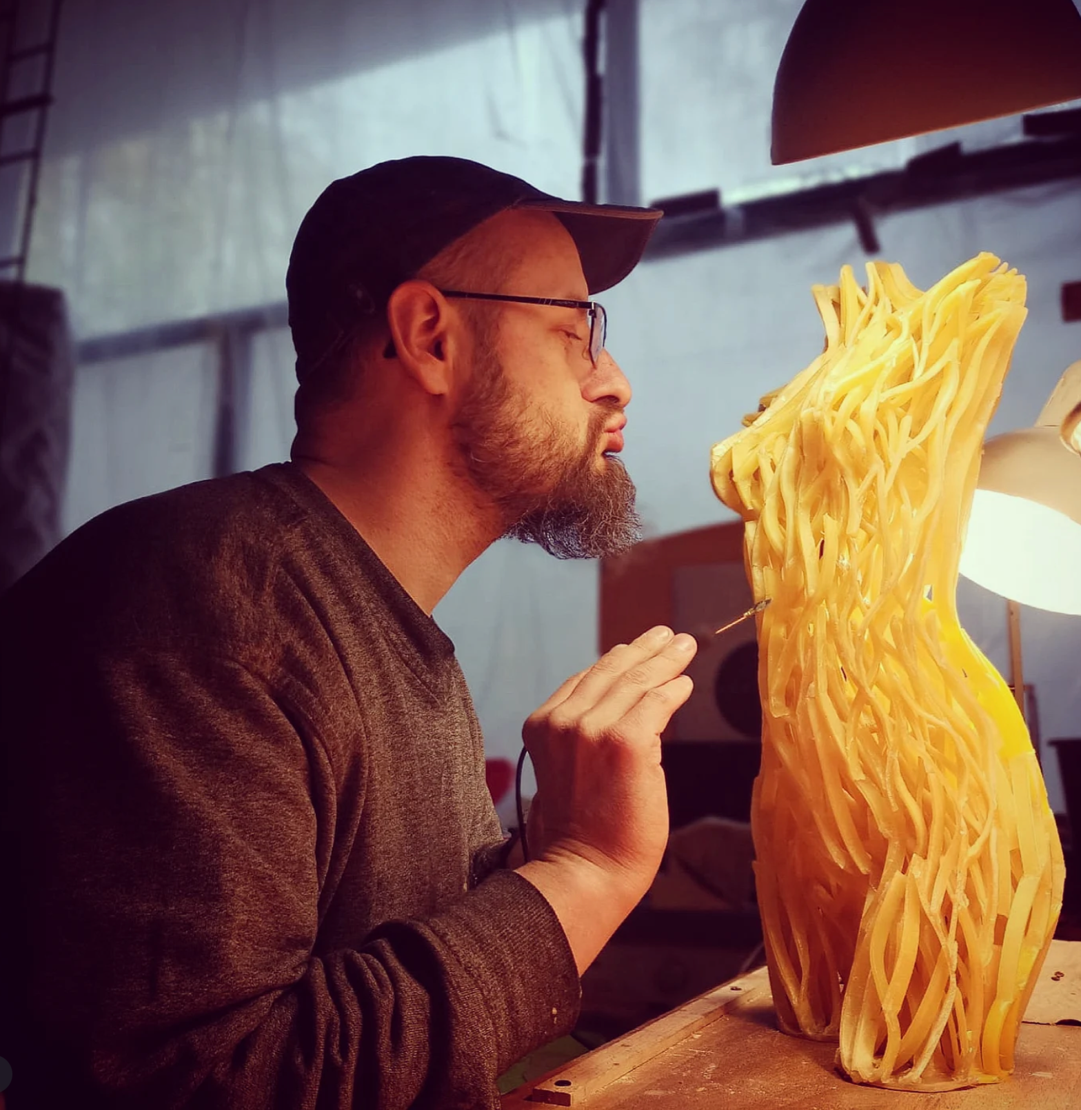 Zbigniew Blajerski in his studio